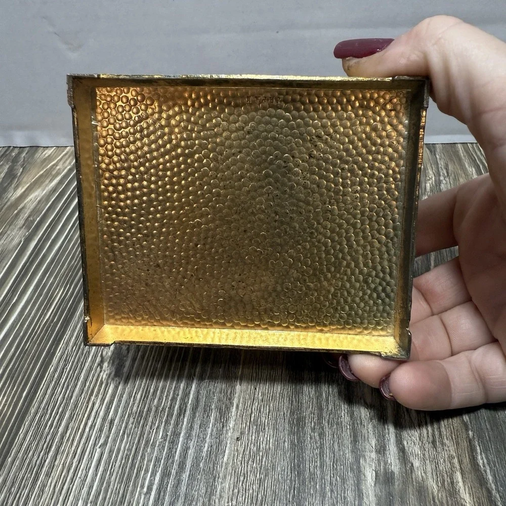VTG Brass Trinket Box Red With Gold Tone Flowers With Red‎ Velvet Lining Ornate